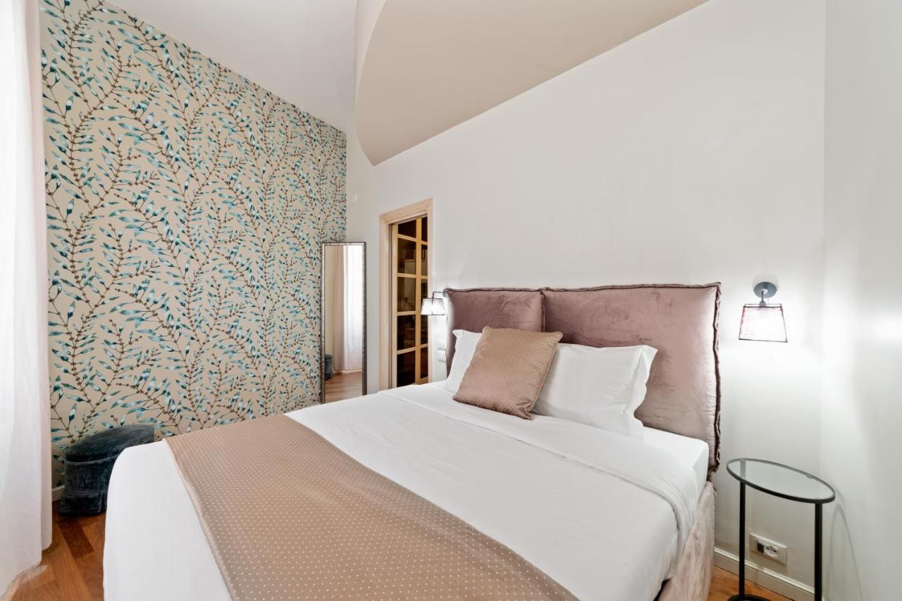 Bmga L Viapaola43 Palace Рим Экстерьер фото