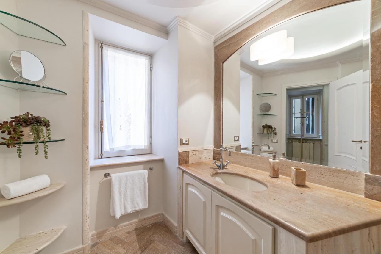Bmga L Viapaola43 Palace Рим Экстерьер фото