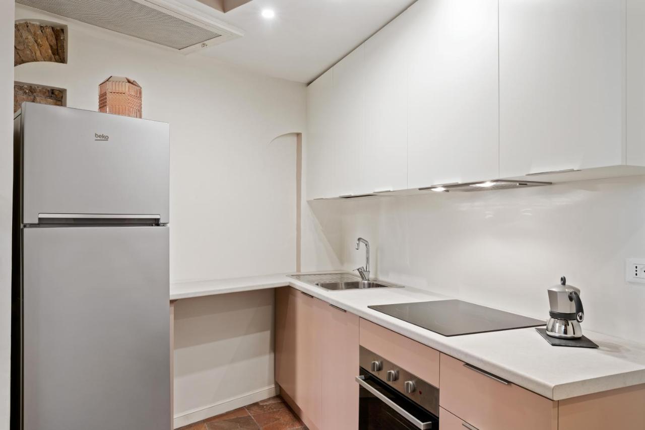 Bmga L Viapaola43 Palace Рим Экстерьер фото
